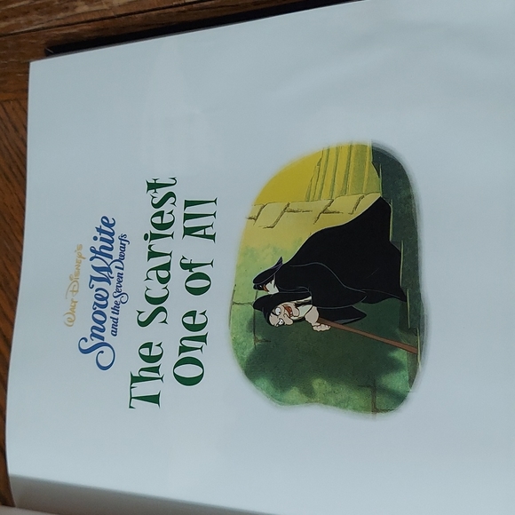 Disney Scary Storybook Collection - Picture 12 of 16